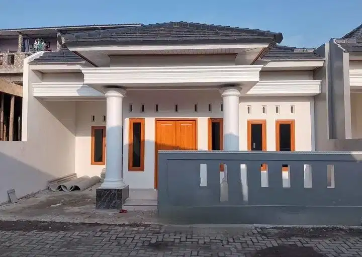 READY RUMAH BARU SIAP HUNI DEKAT ARTOS MALL