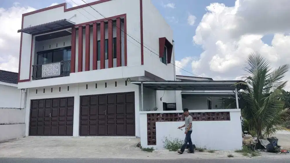 Dijual Rumah Jln Uka, KM 3 Pekanbaru.