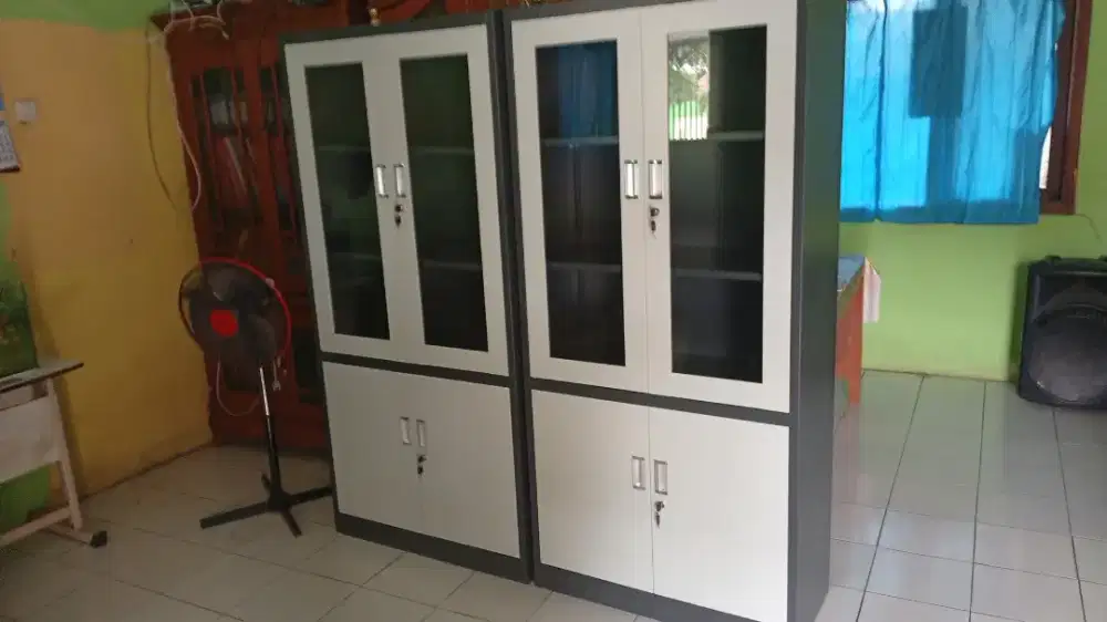 LEMARI ARSIP BERKAS BARU FREE ONGKIR PASANG