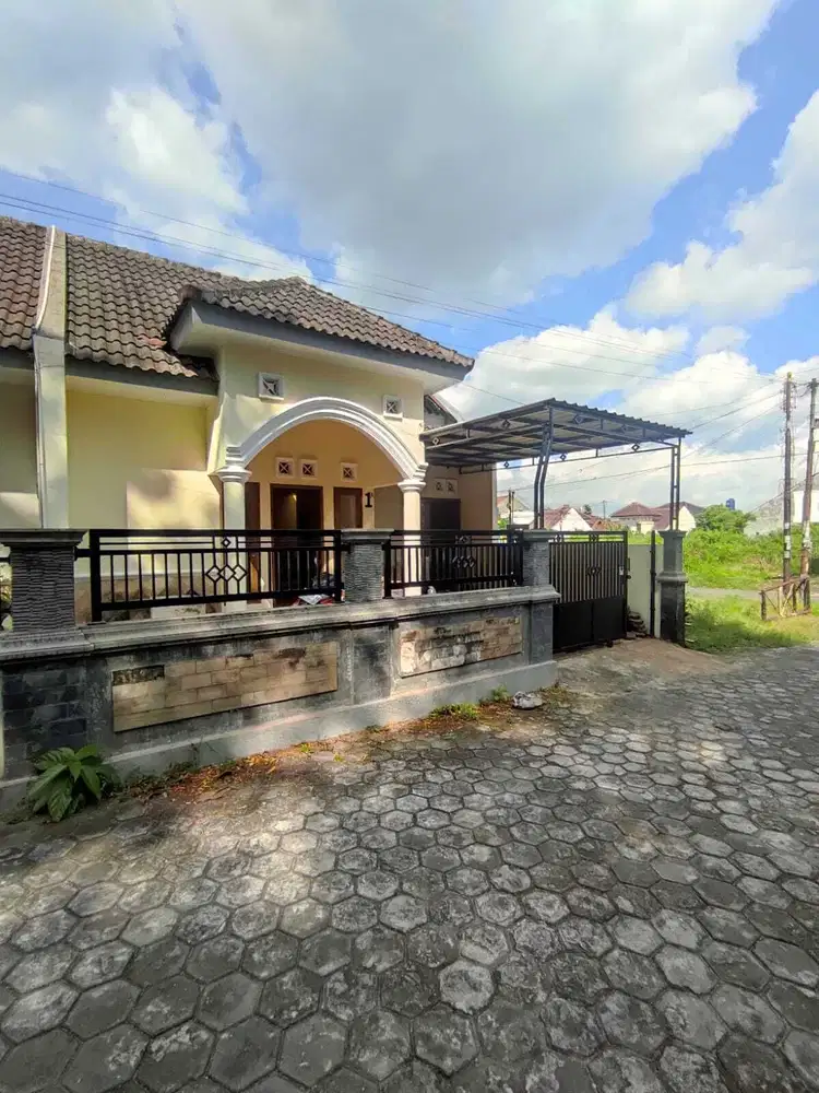 Jual rumah murah di Tiyasan Condongcatur hanya 750jt SHM, jalan lebar