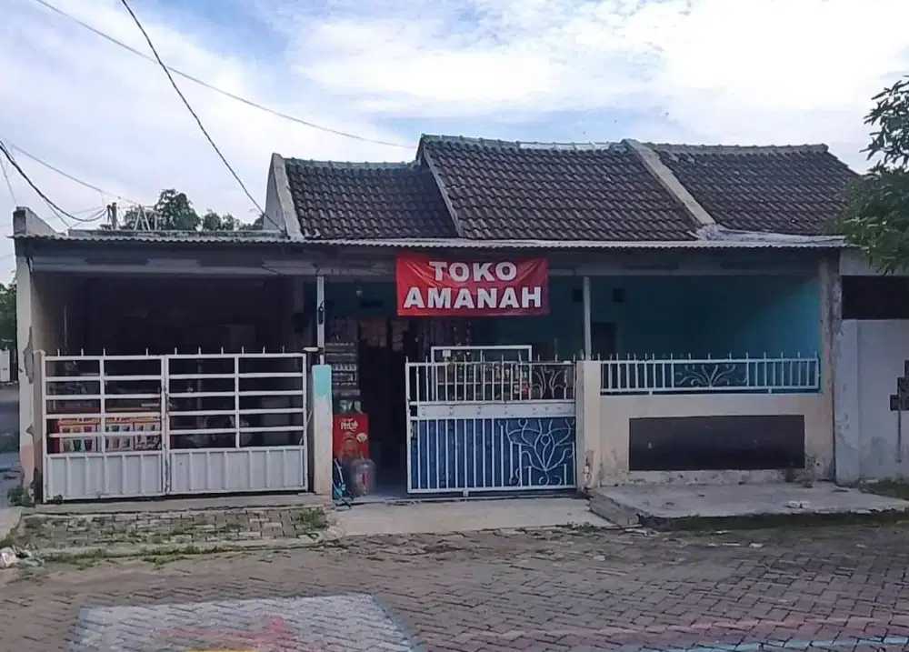 Jual Rumah Posisi Pojok Perum Golden Bery Menganti