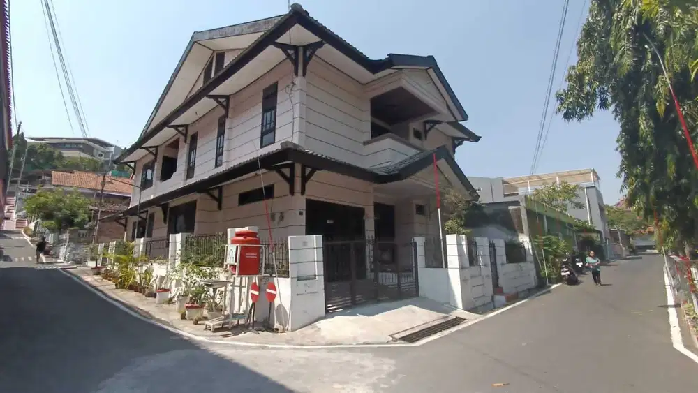 Dijual Rumah Kost Strategis di Gajahmungkur Semarang