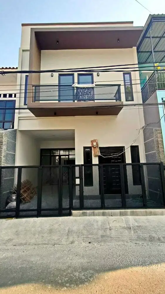 Di jual rumah baru di rawamangun jakarta timur