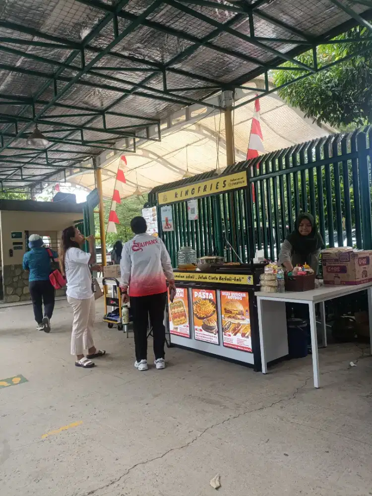 Butuh Freelance Untuk Stand Bazzar