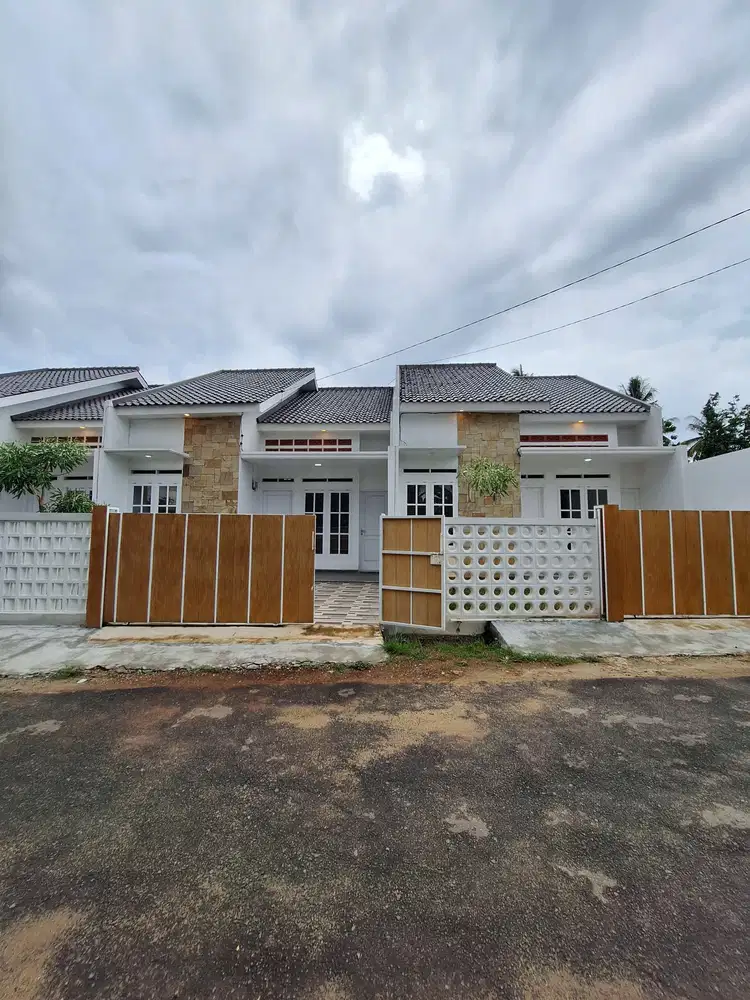 DI JUAL RUMAH ACHMAD CLUSTER WAY KANDIS