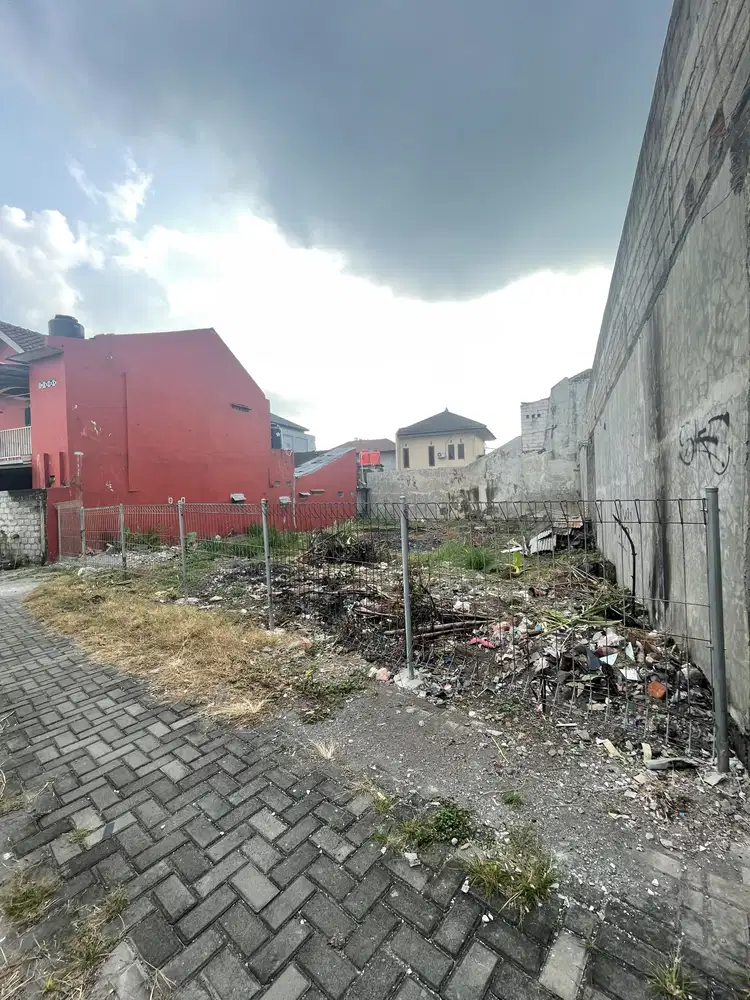 Tanah pekarangan gandok tiyasan condong catur dkt jakal km9