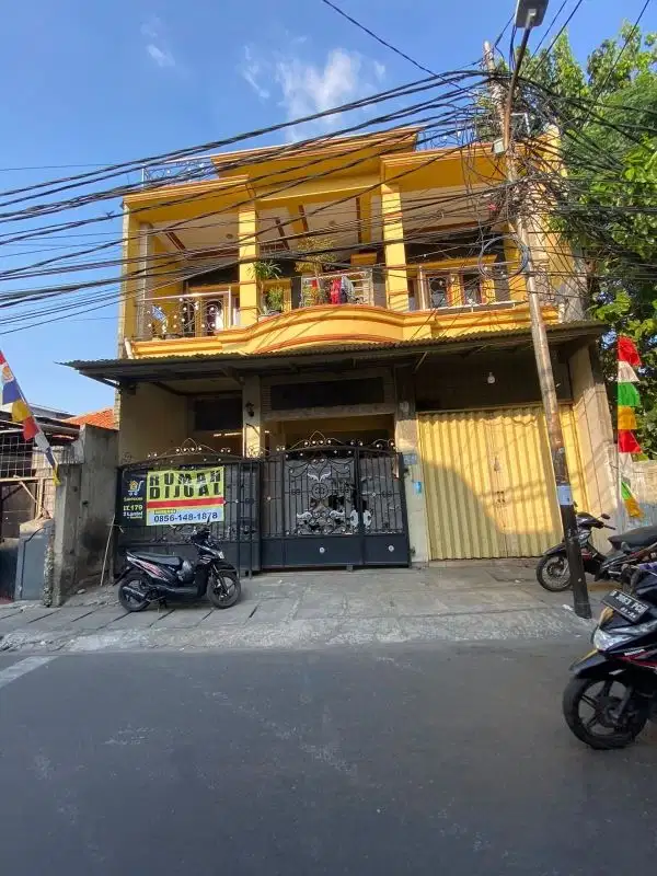 Di jual rumah di cempaka wangi kemayoran jakarta pusat