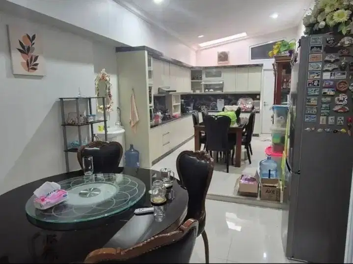 Rumah full furnished, Malalayang 1 barat. Jl seak. Manado