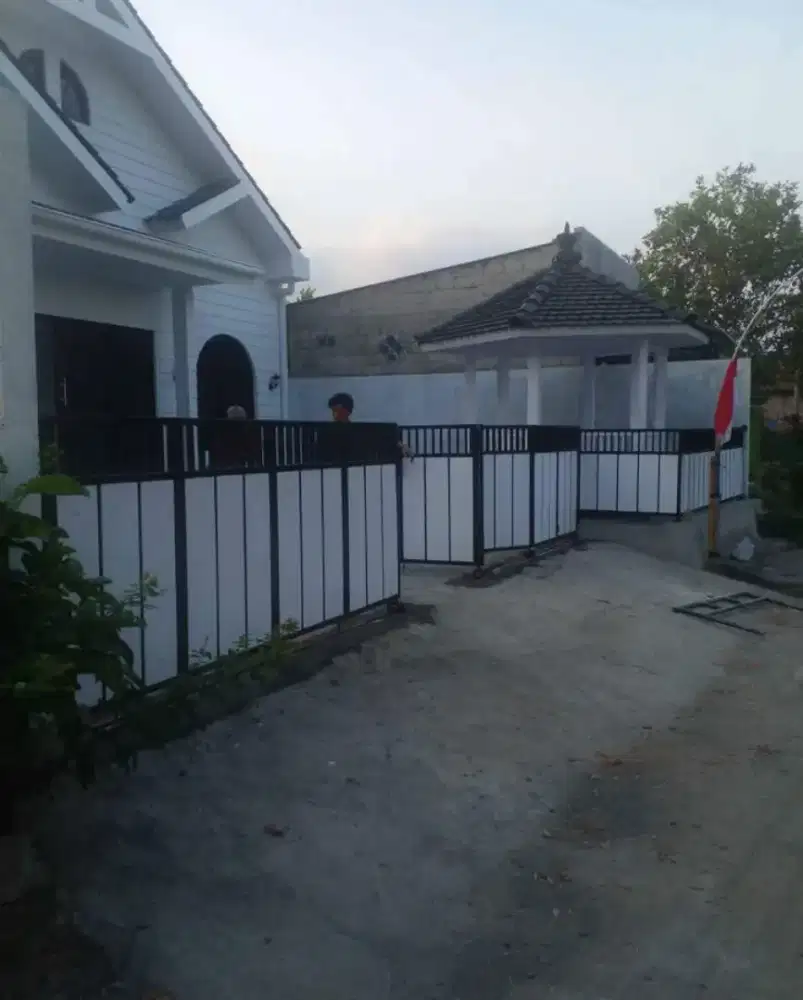 Pintu pagar lipat minimalis
