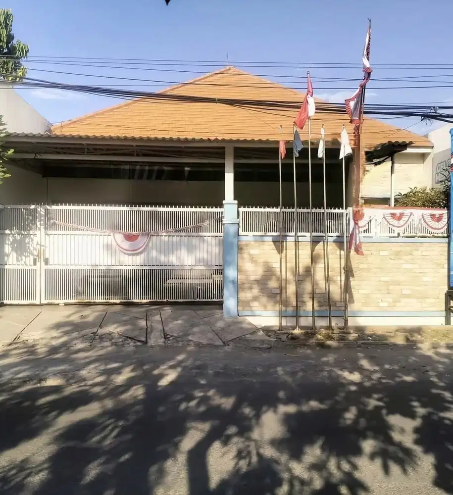 ‼️BANTING HARGA‼️Rumah Siap Huni di Raya Gayungsari Barat Surabaya.