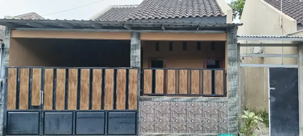 Disewakan Rumah Daerah Kwarasan 2KT 1KM Carport
