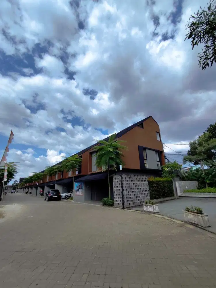 Rumah Ready Design Unik di Sawangan Depok