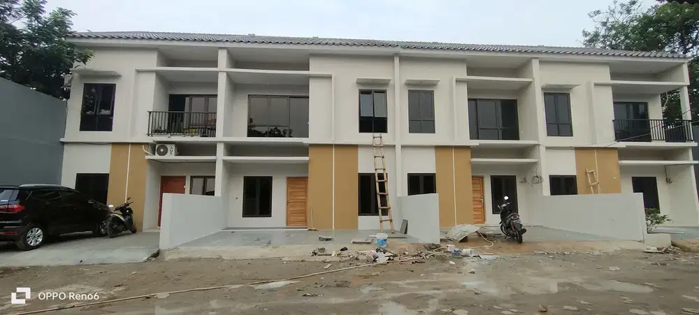 Rumah dua lantai lokasi akses dekat lrt cikunir dan toll jatibening
