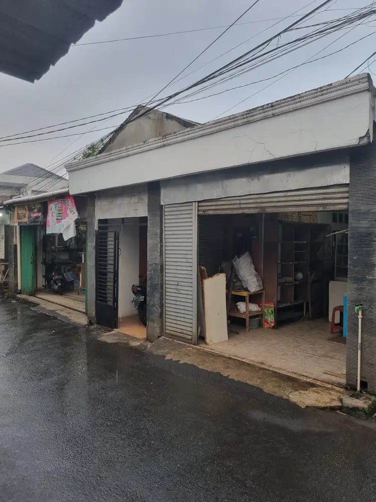 Rumah huni dan warung Cilangkap Tapos Depok