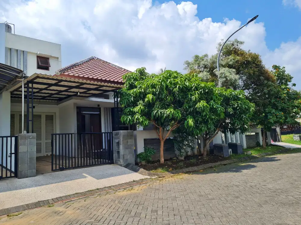 Rumah Bagus Siap Huni Kawasan Elite Graha Kencana Luas 230 m2