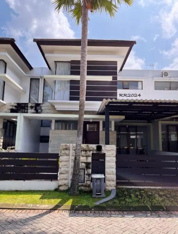 Dijual rumah mewah Dua lantai Di grand permata jingga