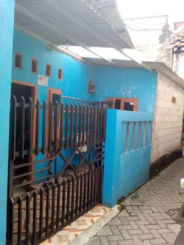 Di jual rumah ukuran luas minimalis scond kondisi bagus