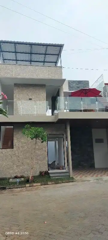 Villa Batu Murah Dengan Kolam Renang Dekat BNS Kota Batu