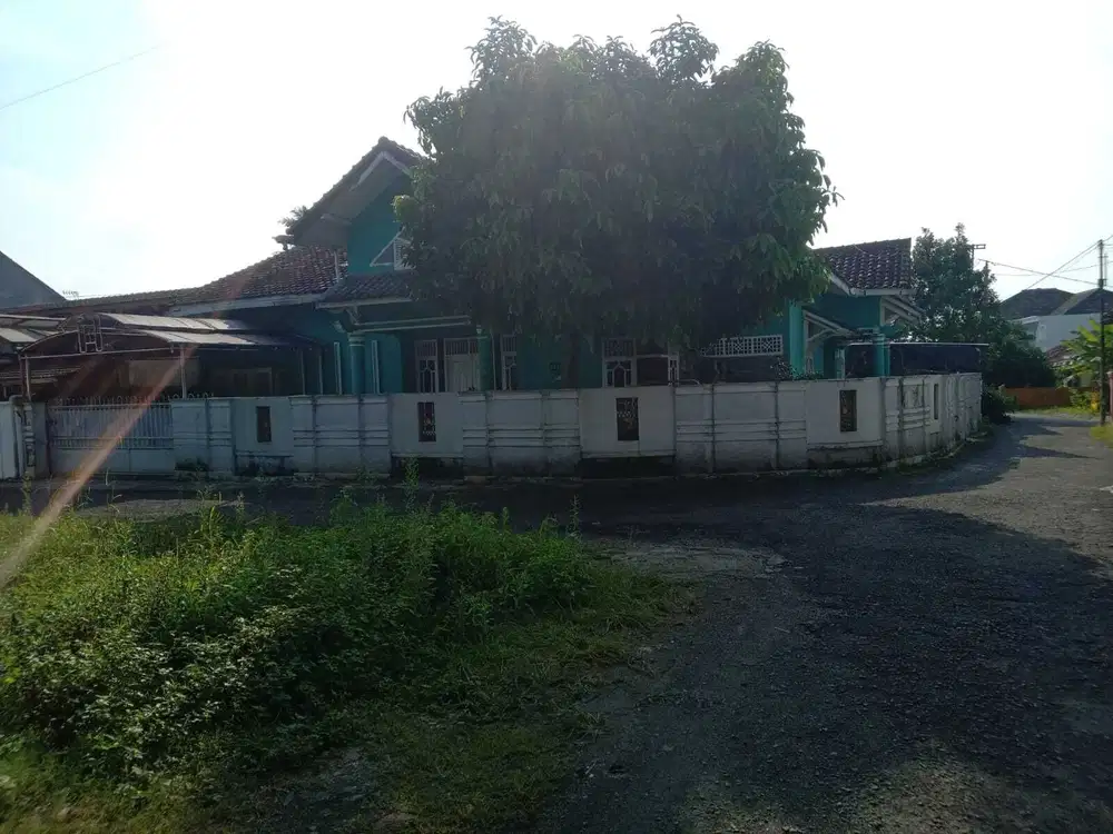 RUMAH DI HOOK JALAN DI SEGALA MIDER BELAKANG SMPN 10 BANDAR LAMPUNG