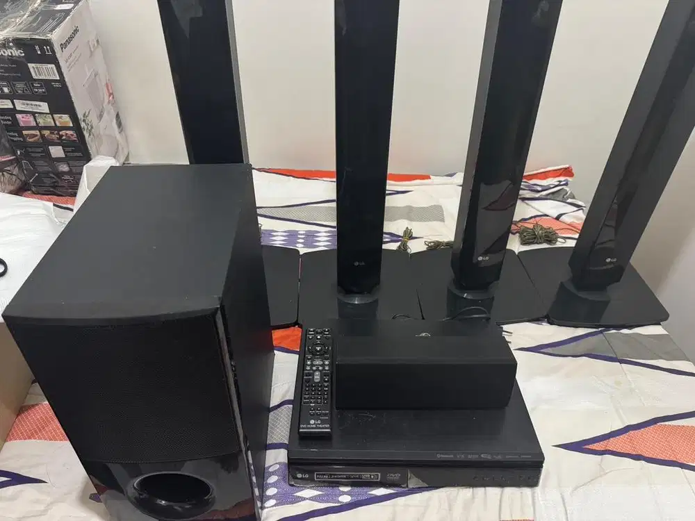 LG Home Theater Speaker LHD 655
