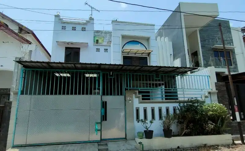 dijual rumah di solo baru