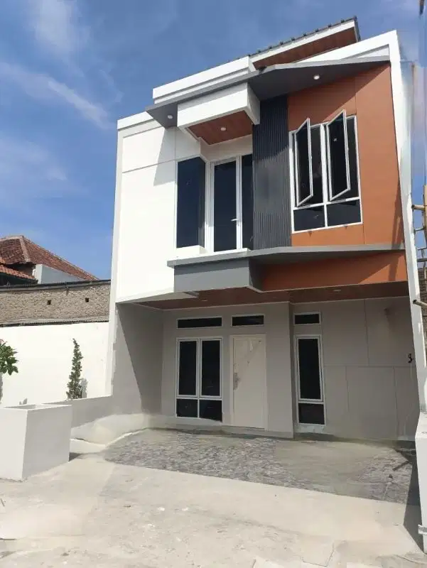 Rumah Minimalis Modern 2 Lantai di Kompleks Pharmindo Bandung