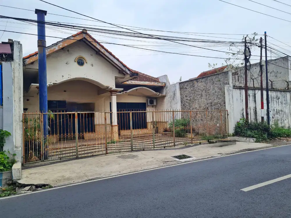 Murah Strategis Luas 238 m2 Area Poros Jalan Ciliwung Malang