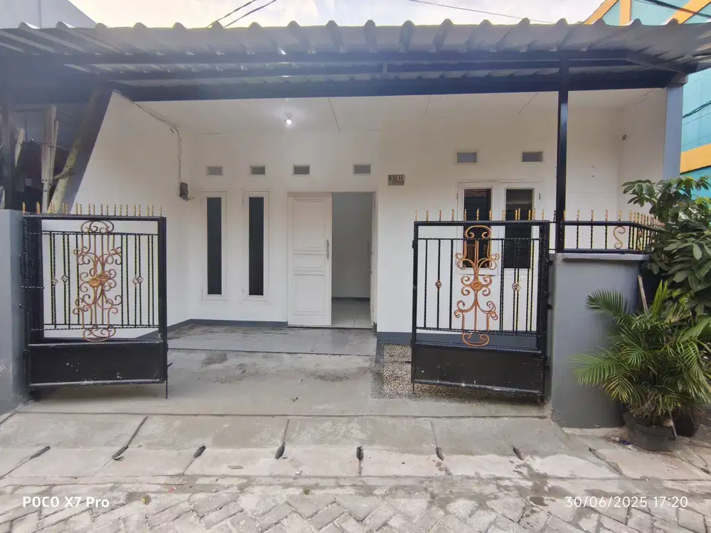 Di jual rumah minimalis di Ciledug Tangerang kota