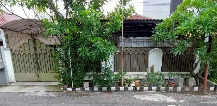 Cocok Buat Hunian,Rumah Kost Dijual Rumah Manyar Kertoarjo Surabaya