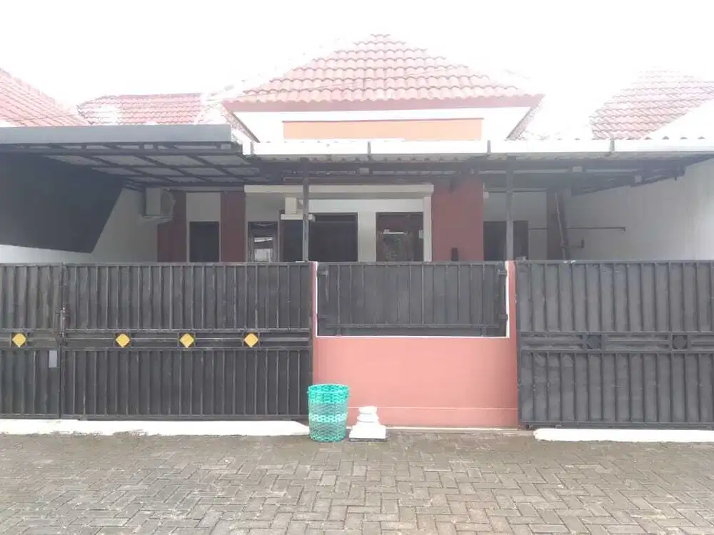 Rumah Di Jual Barat Hyatt Palagan Dalam Perumahan