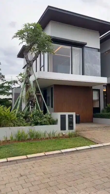 Rumah Mewah tepi danau di Shilla Sawangan Free DP