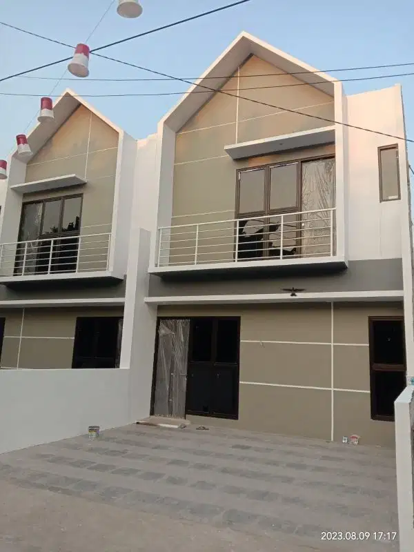 2 Lantai Scandavian dalam perumahan Kranggan Jatisampurna