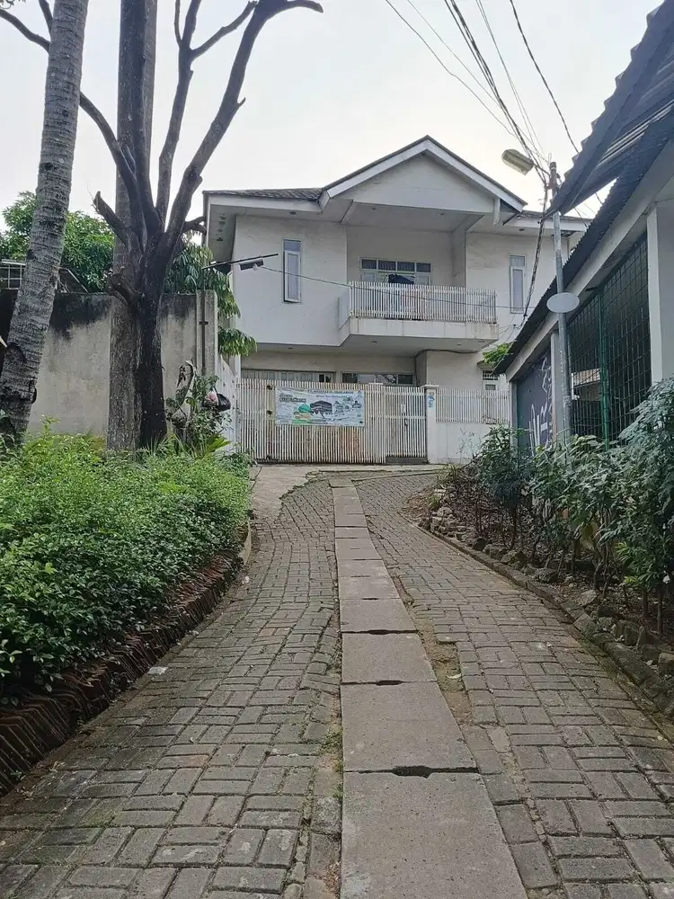 Dijual Cepat Rumah 2 Lantai di Komplek Pinang Griya Permai - Tangerang