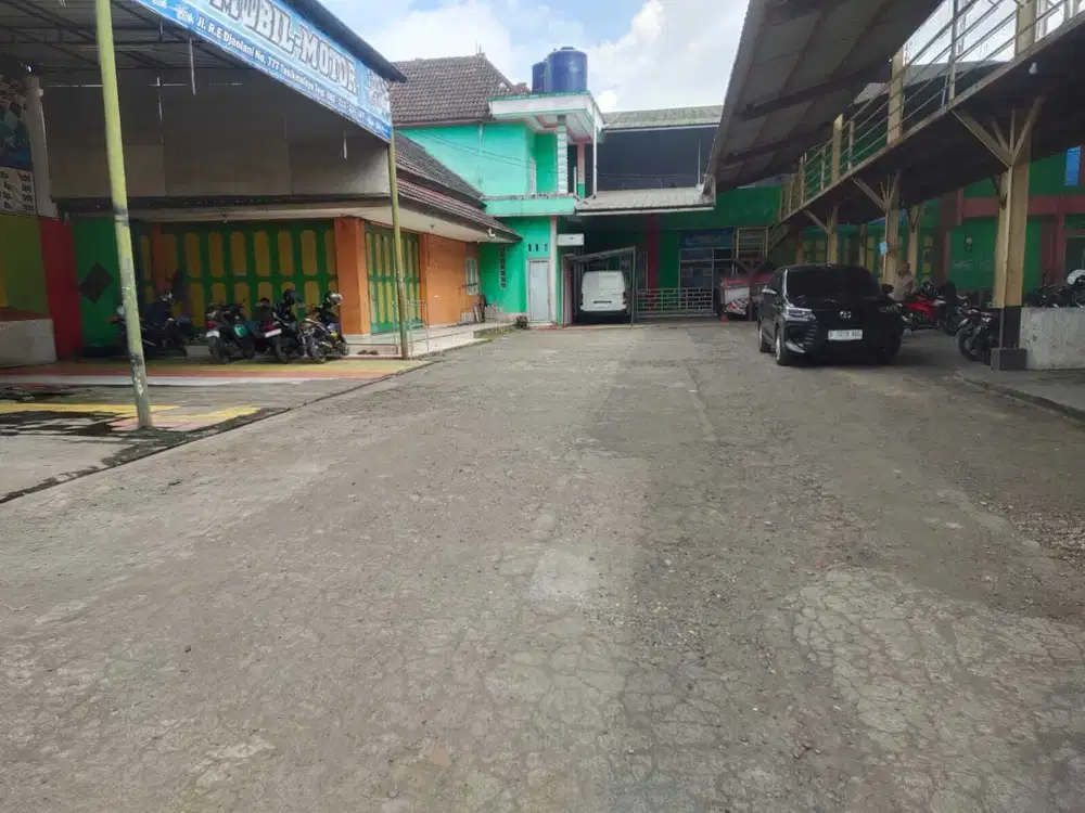 jual tanah dan bangunan (lapangan futsal, kios dan pencucian mobil)