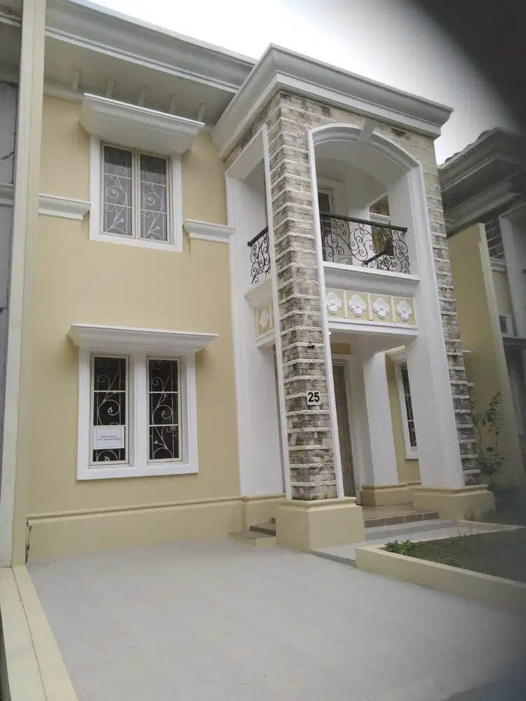 Rumah Mewah Modern 3 Kamar Taman Baverly Lippo Cikarang