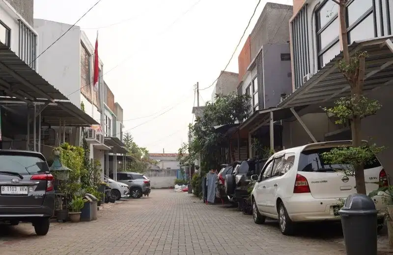 Di jual cepat rumah minimalis kokoh permanen 2 lantai full