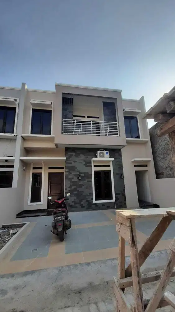 DIJUAL RUMAH MEWAH 2 LANTAI, ENGGANO SUKABUMI