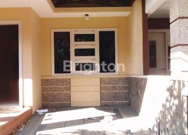 RUMAH BAGUS SIAP HUNI DI JUAL & DI SEWAKAN  DI PERMATA JINGGA