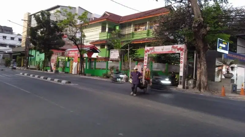 Dijual Tanah dan Rumah Tua Di Kebayoran Lama Kemang Bangka - Dekat Pejaten Village dan Stasiun MRT Fatmawati