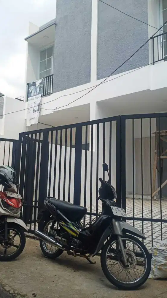 RUMAH MURAH DUA LANTAI DI CEMPAKA PUTIH JAKARTA PUSAT