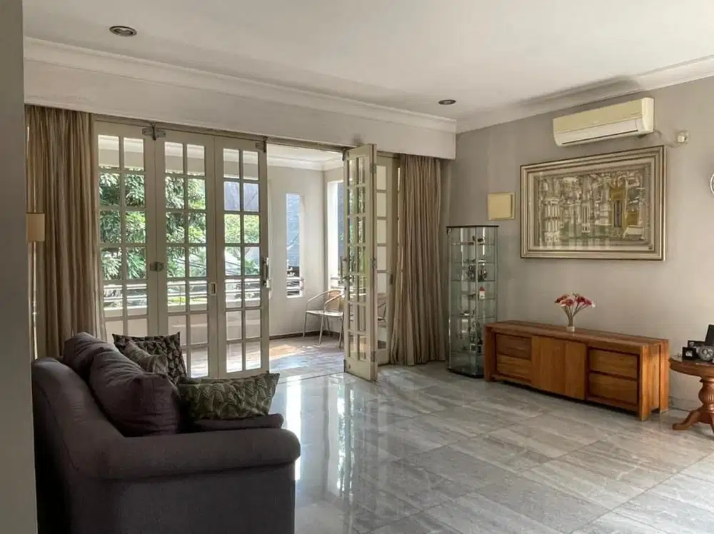 Rumah Dalam Komplek Pejaten Harga Menarik Lokasi Sangat Strategis (YA)