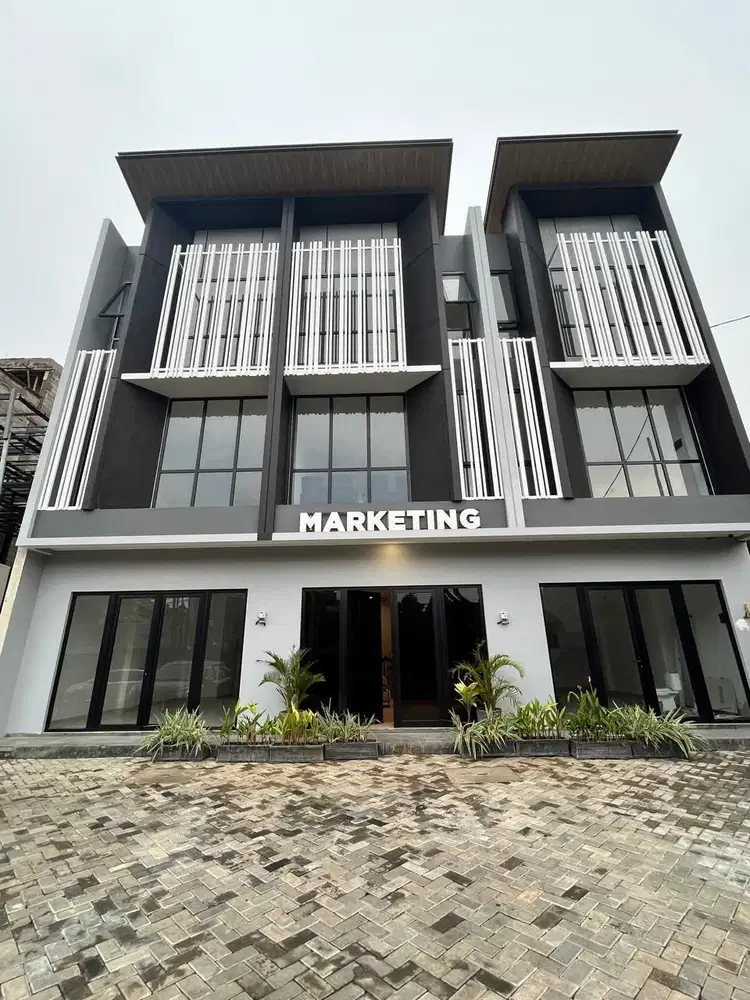 Dijual Ruko Komersial Siap Huni   Di Jalan Utama Jagakarsa