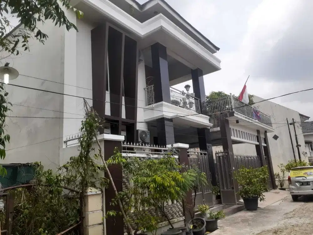 Dijual rumah besar jln duyung pekanbaru