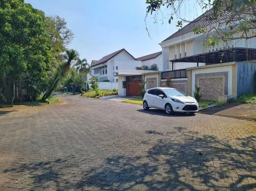 Tanah Murah di Perumahan Araya Dekat Lapangan Golf