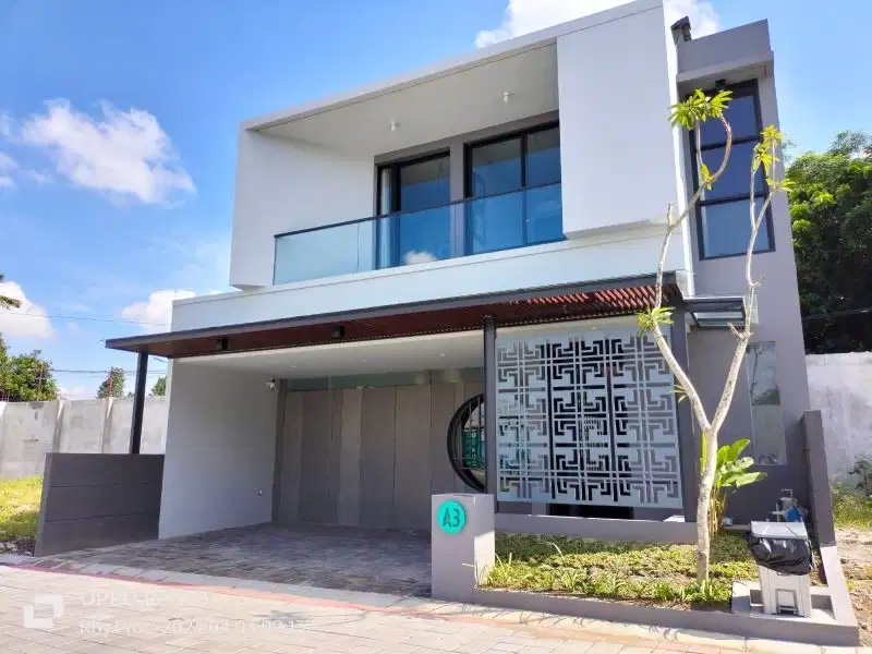 HUNIAN EKSKLUSIF dengan NUANSA RUMAH  JEPANG MODERN DEKAT UGM
