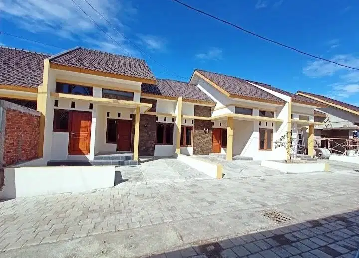 TURUN HARGA RUMAH MURAH SIAP HUNI DEKAT KOTA MAGELANG