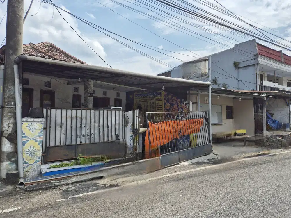 Rumah Murah di Tengah Kota Dekat Jl Ijen Dan Jalan Raya JA Suprapto