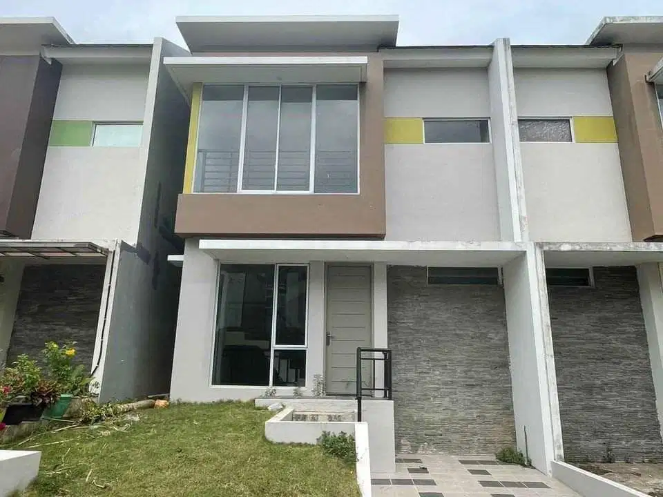 DIJUAL RUMAH BEVERLY GREEN KOSONGAN STANDARD MURAH RUGI