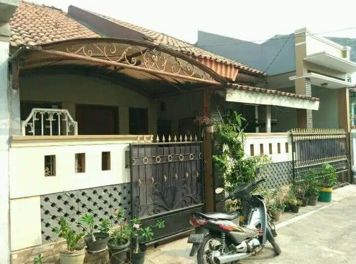 Dijual 1 unit Rumah di Sudimara Barat Lembang ciledug.