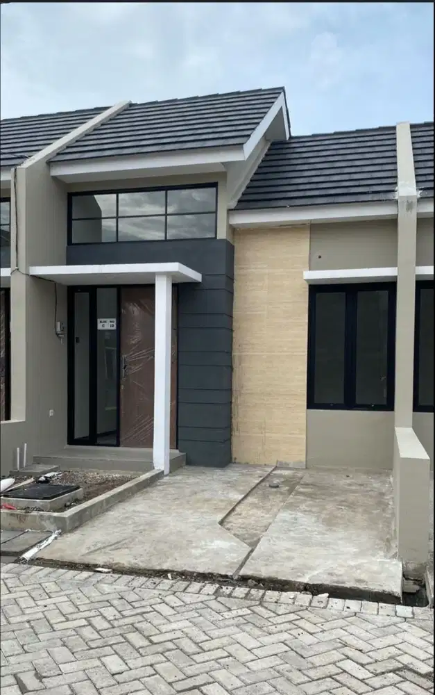 RUMAH SURABAYA TIMUR GRAND ALANA WONOREJO RUNGKUT